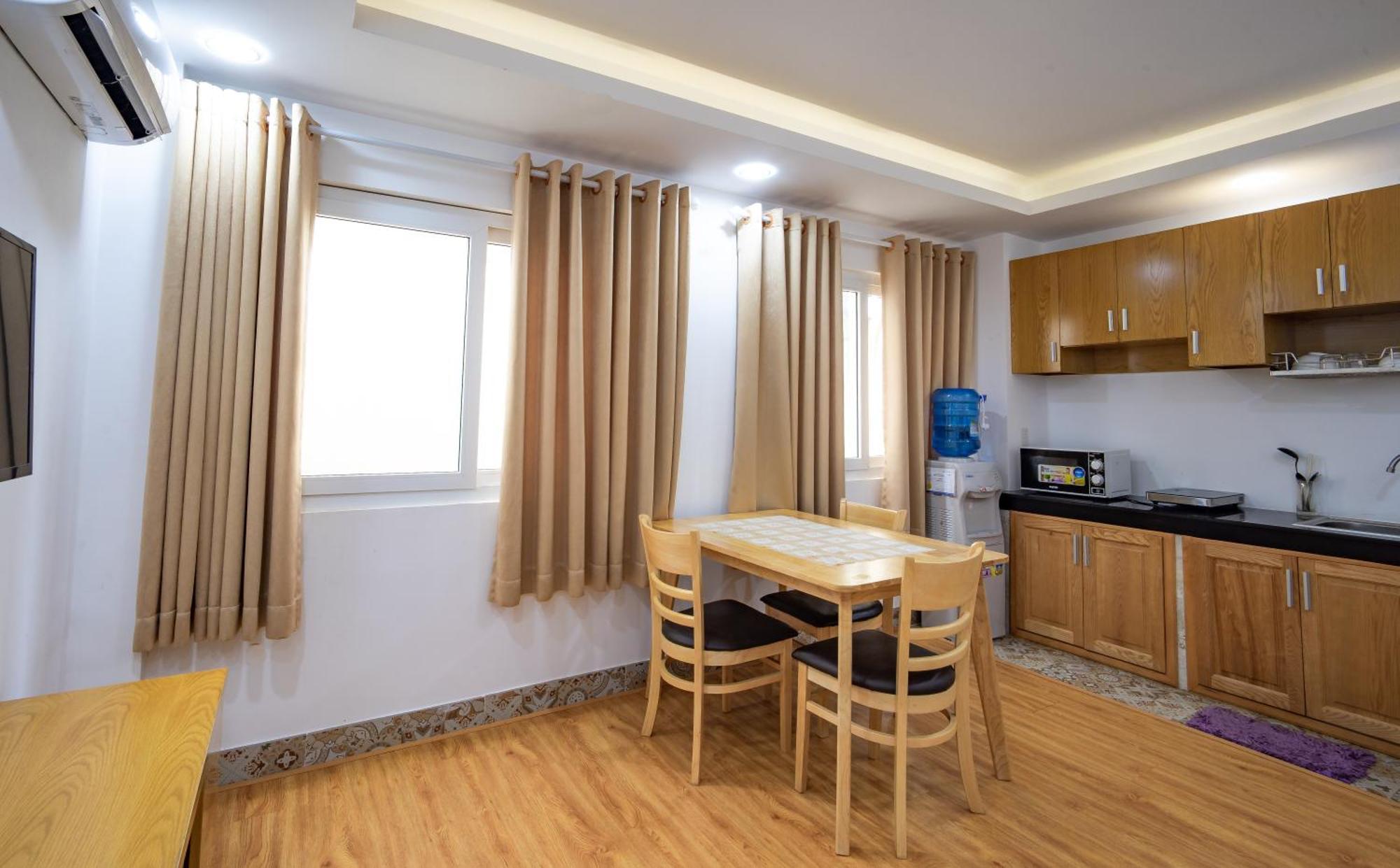 Indo Serviced Apartment Thành Pho Ho Chí Minh Esterno foto